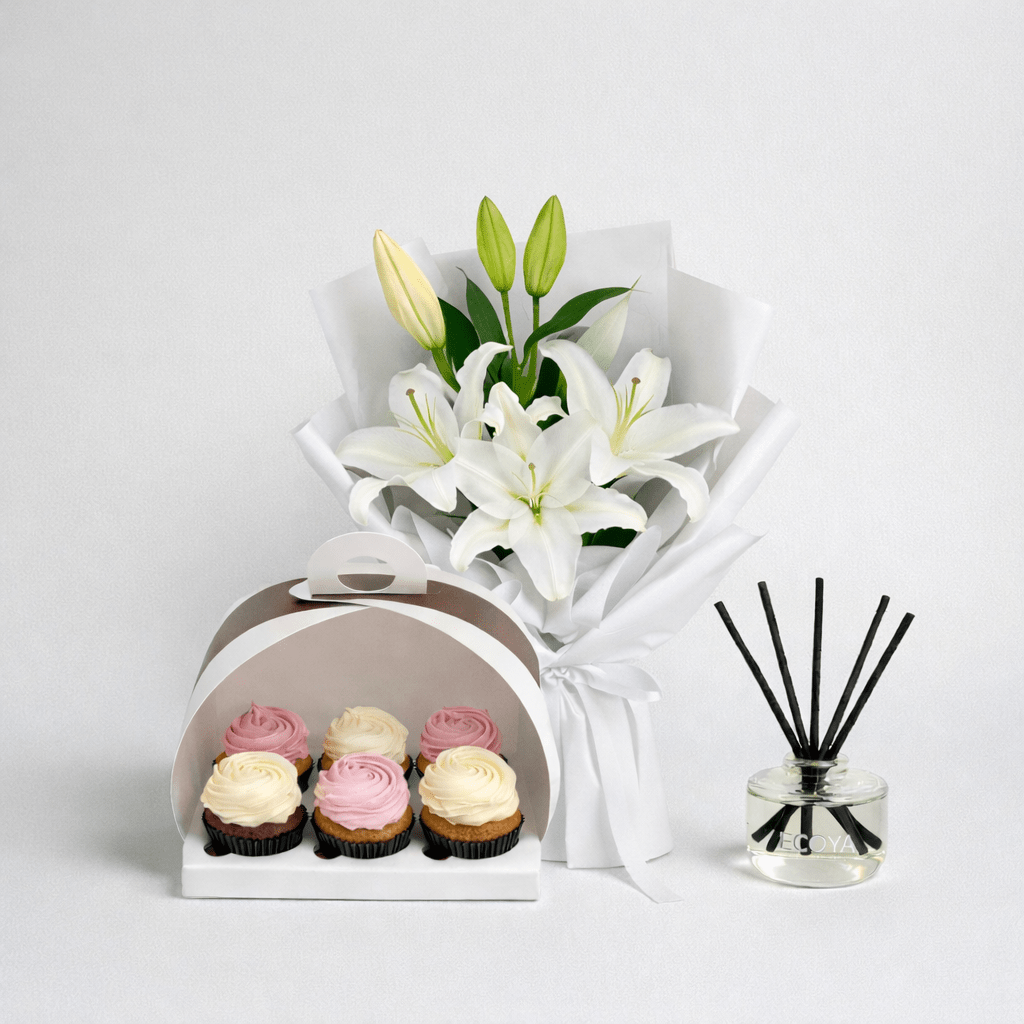 Flowers & Favourites Gift Set