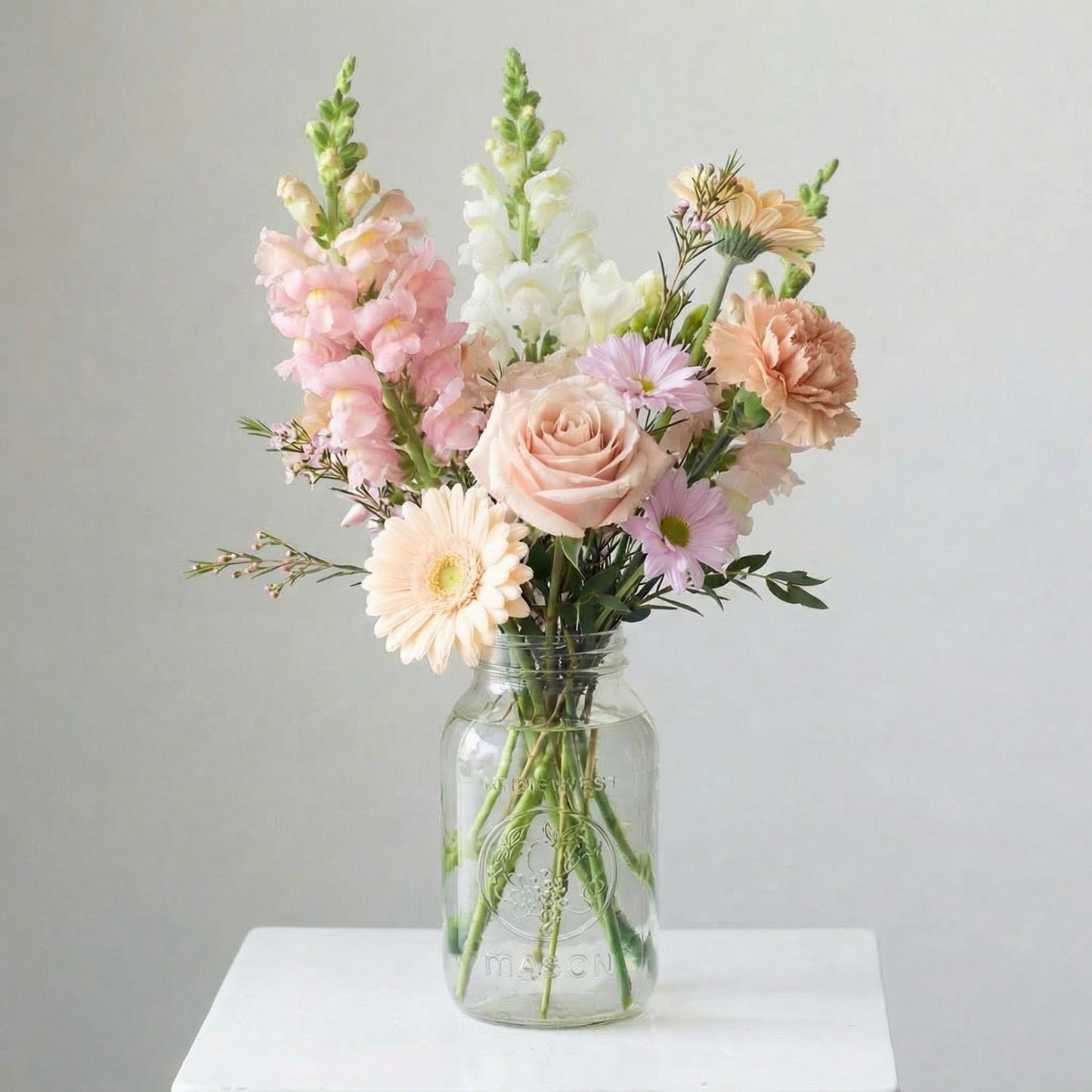 Rosé Posie Bouquet - GIFTA.